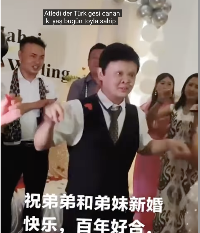 ئۇيغۇر قىزى-ختاي